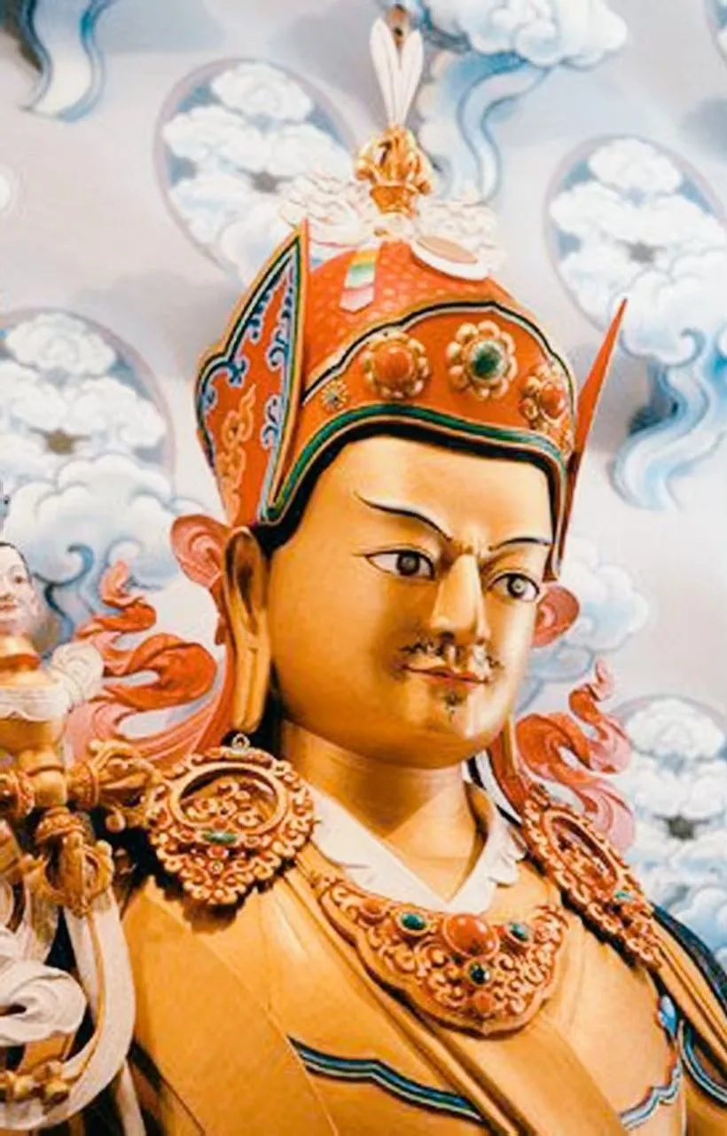 Guru Rinpoche Tsok offering